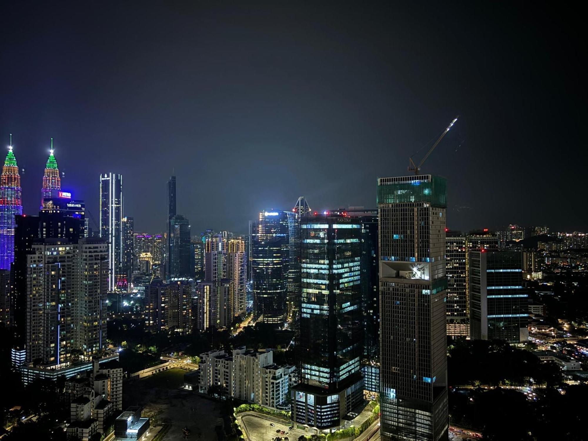 Trx Agile Bukit Bintang Family By Keysan * Kuala Lumpur